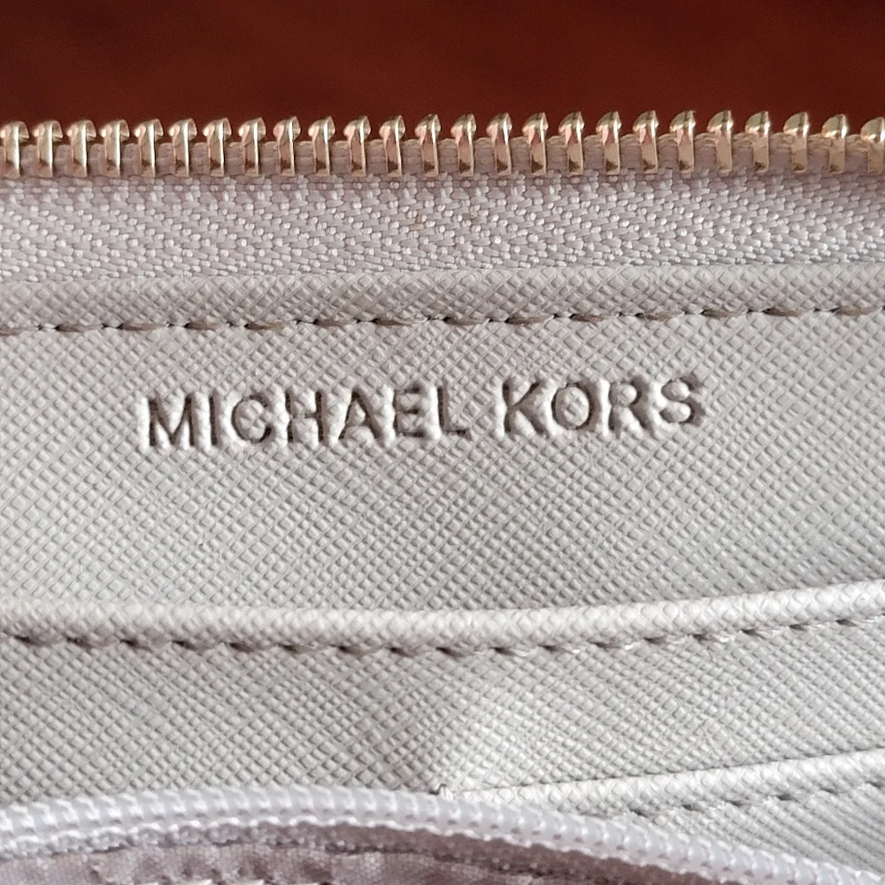 Michael Kors Jet Set Brandy Continental Wallet Taupe Tan Python Embossed Leather - Picture 13 of 16